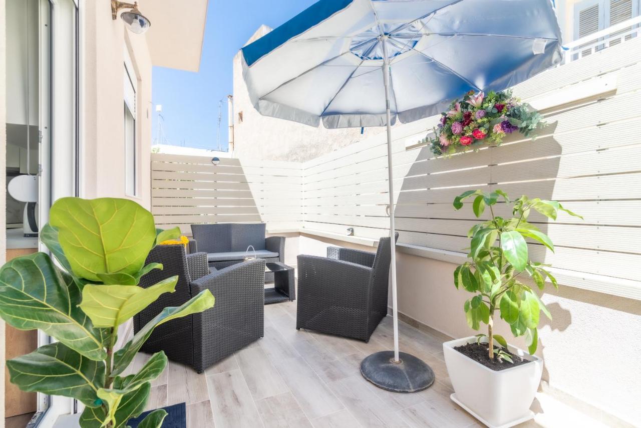 Sophia'S Comfortable Home With A Private Backyard Gazi Exterior foto